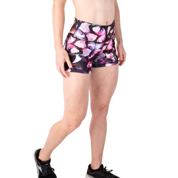 FLEO Butterfly Daydream Power High Rise Shorts - Picture 6 of 10